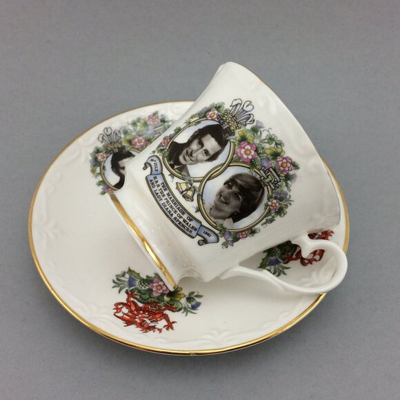 Vtg Canadian Classic Prince Charles Lady Diana Royal Wedding Teacup and Saucer - Picture 11 of 14